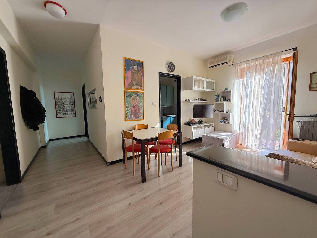 appartamento in vendita a Novara in zona zona Sacro Cuore