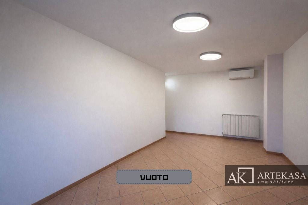 appartamento in vendita a Novara in zona Zona Santa Rita