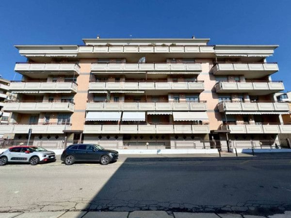 negozio in vendita a Novara in zona zona Sacro Cuore