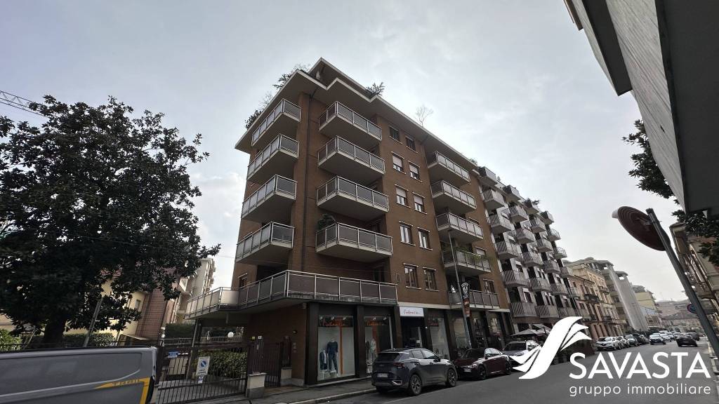 appartamento in vendita a Novara in zona zona Sacro Cuore