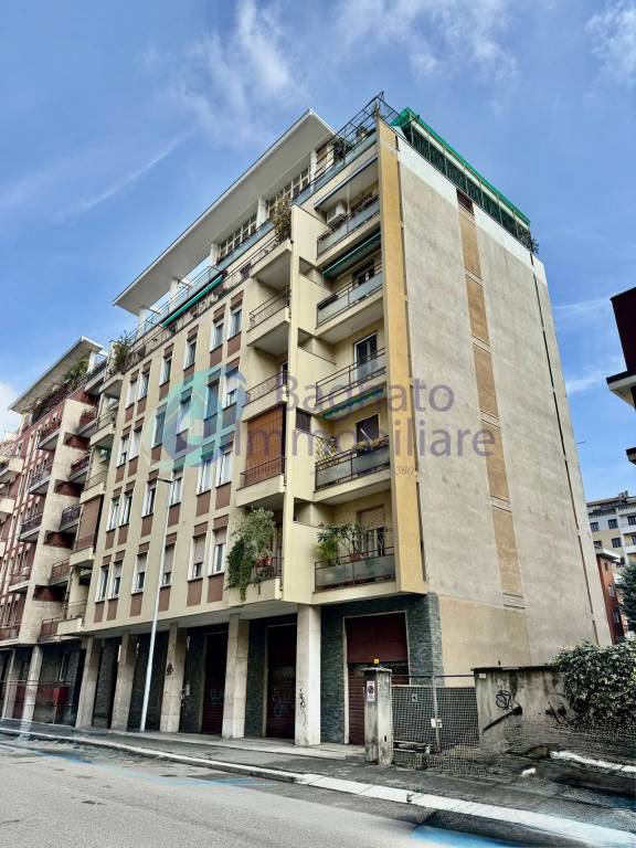 appartamento in vendita a Novara in zona zona Sacro Cuore