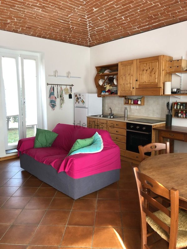 appartamento in vendita a Novara in zona Centro Città