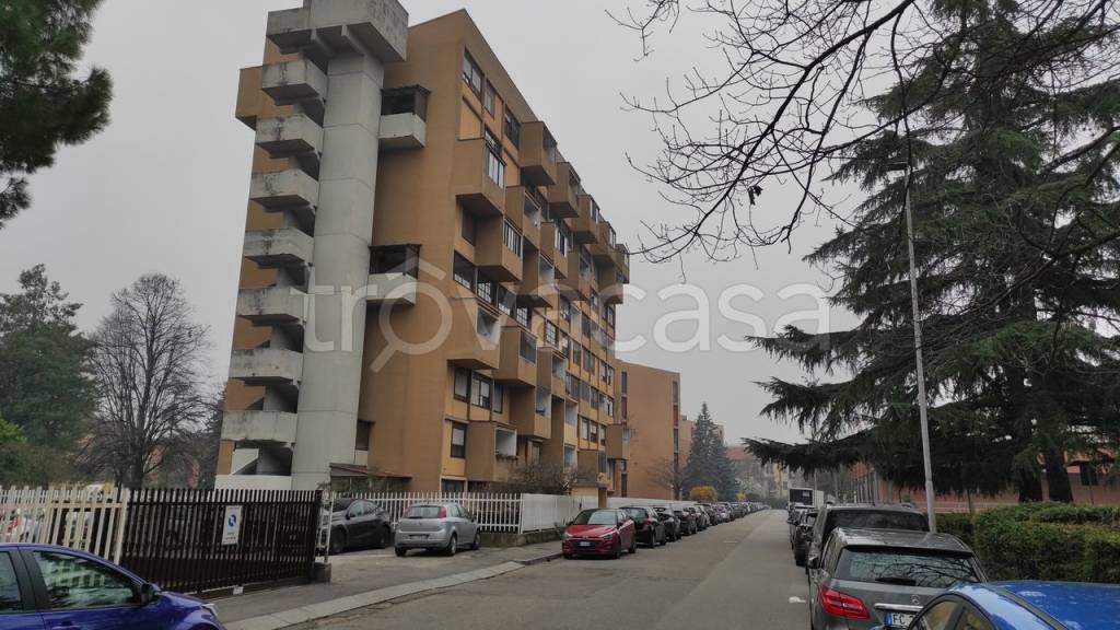 appartamento in vendita a Novara in zona zona Sacro Cuore
