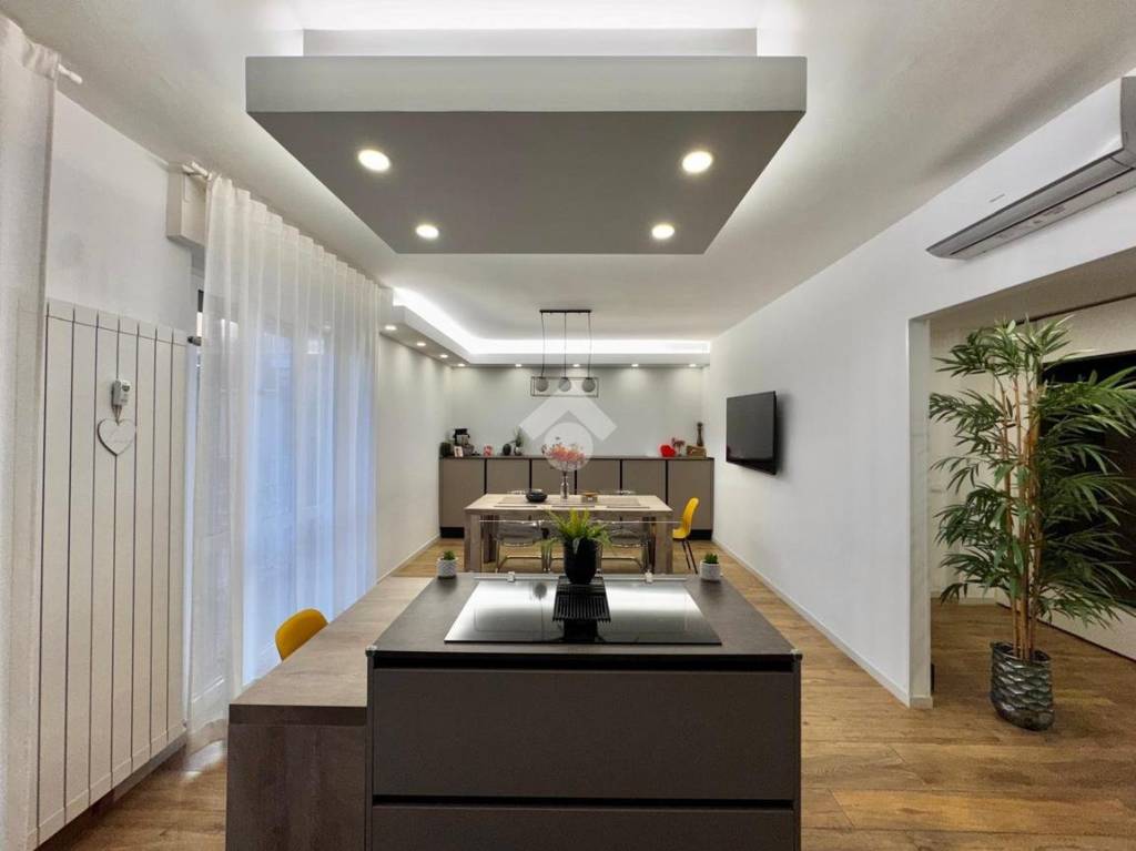 appartamento in vendita a Novara in zona zona Agogna - San Paolo