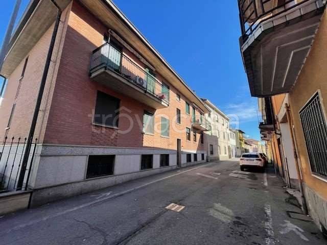 appartamento in vendita a Novara in zona Pernate