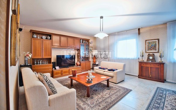 appartamento in vendita a Novara in zona zona San Martino