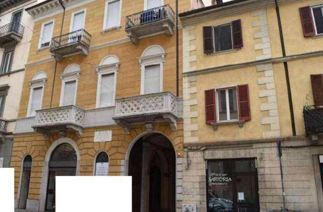 appartamento in vendita a Novara in zona Centro Città