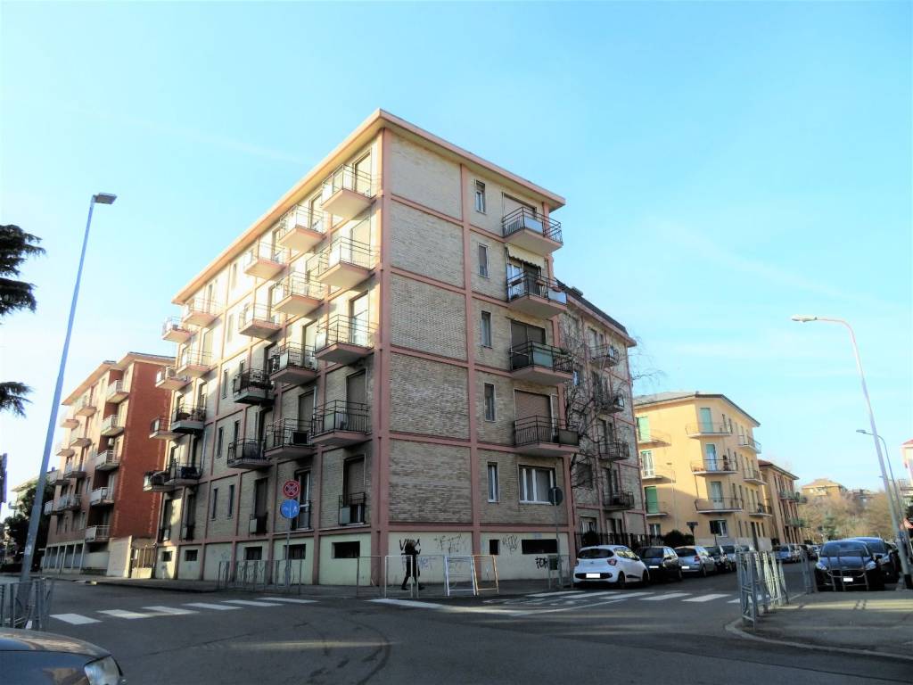 appartamento in vendita a Novara in zona zona Porta Mortara