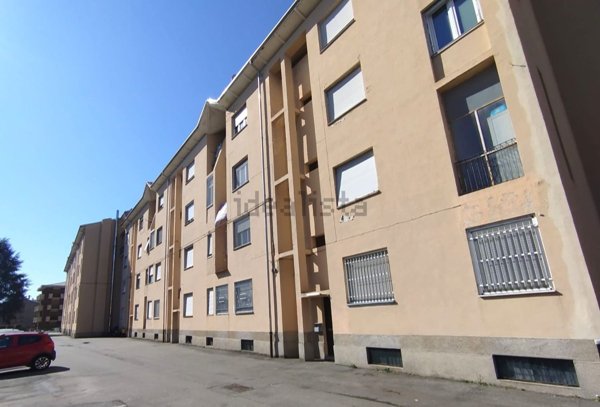 appartamento in vendita a Novara in zona zona Sacro Cuore