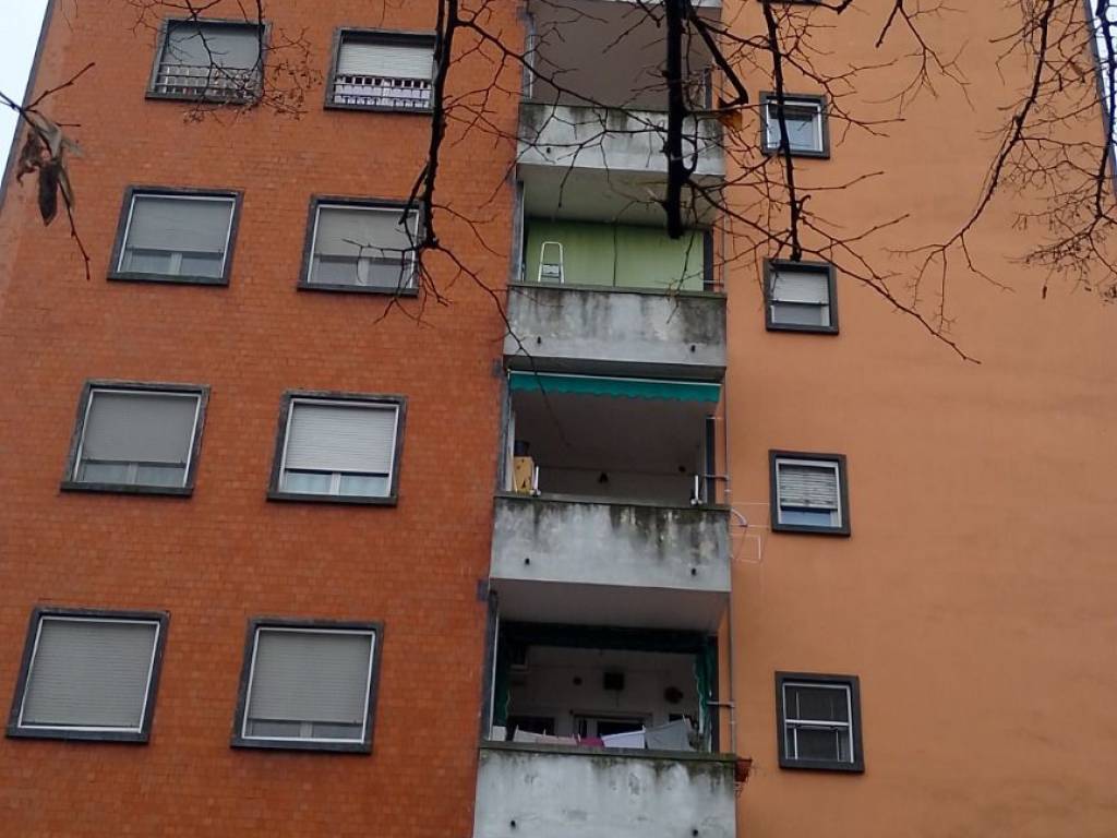 appartamento in vendita a Novara in zona Pernate