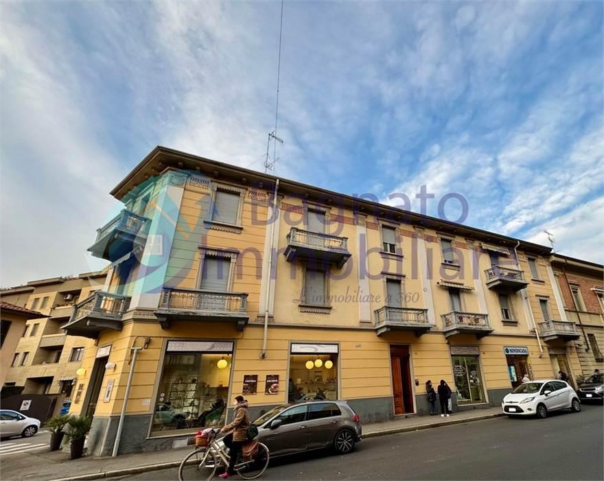 negozio in vendita a Novara in zona zona Sacro Cuore