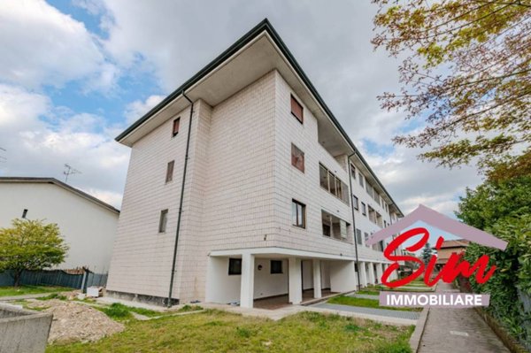 appartamento in vendita a Novara in zona zona Sant'Agabio