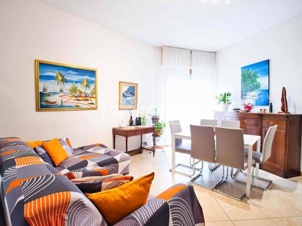 appartamento in vendita a Novara in zona Pernate