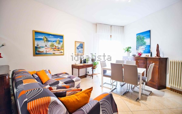 appartamento in vendita a Novara in zona Pernate