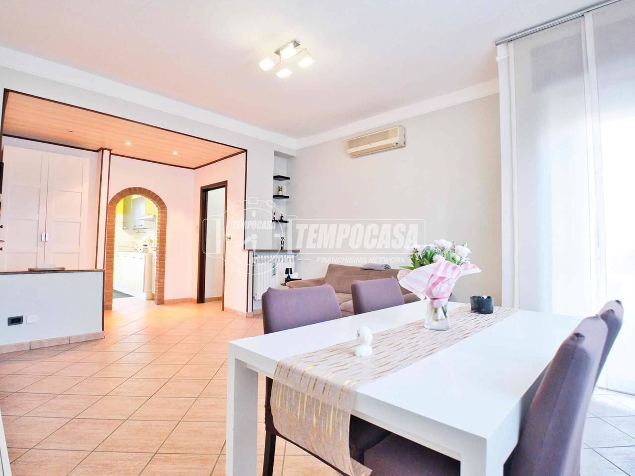 appartamento in vendita a Novara in zona Zona Santa Rita