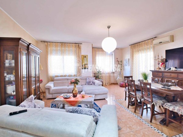 appartamento in vendita a Novara in zona zona Agogna - San Paolo