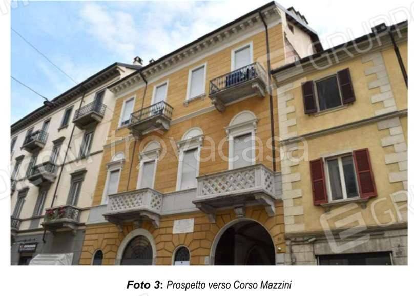 appartamento in vendita a Novara in zona Centro Città