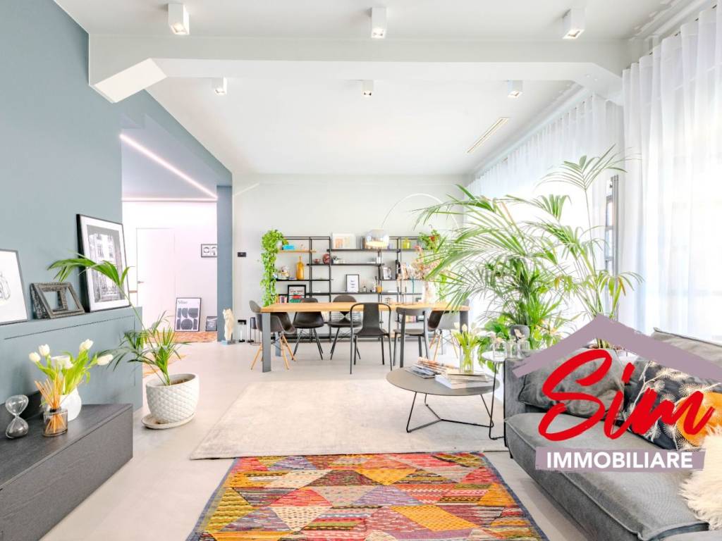 appartamento in vendita a Novara in zona Centro Città