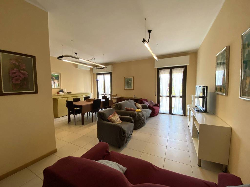 appartamento in vendita a Novara in zona zona Sant'Agabio