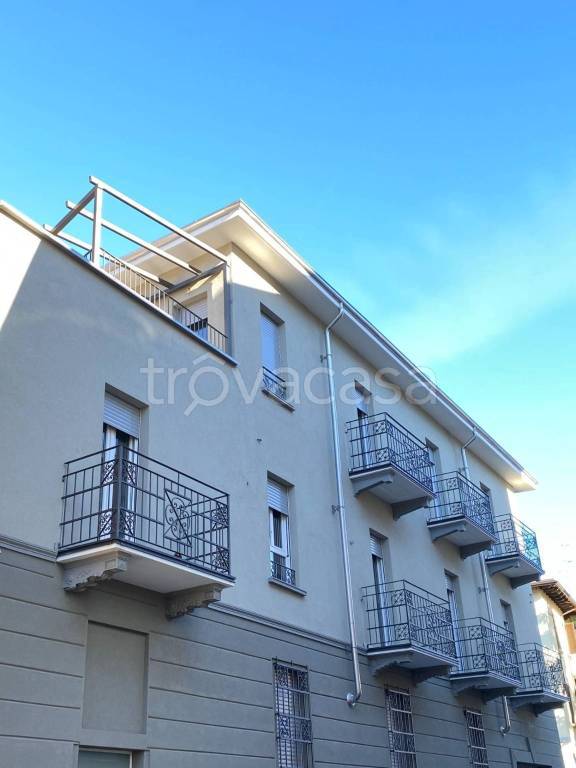 appartamento in vendita a Novara in zona zona Sacro Cuore