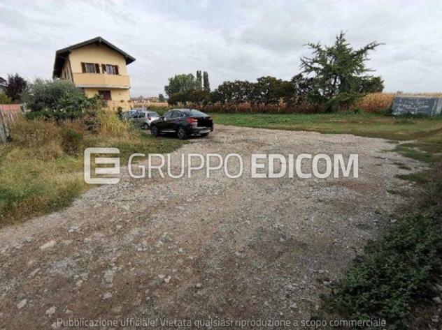 terreno edificabile in vendita a Novara in zona Pernate