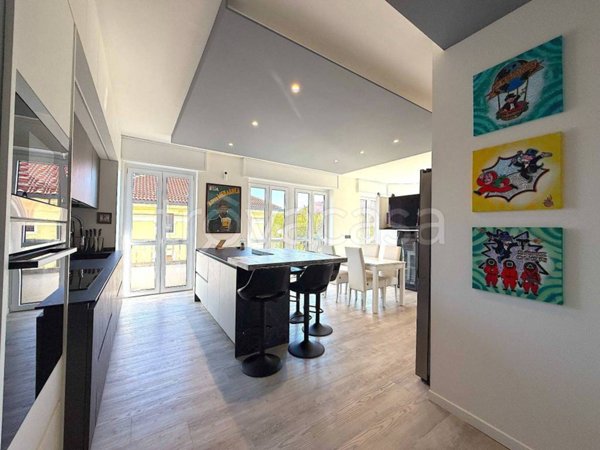 appartamento in vendita a Novara in zona Centro Città