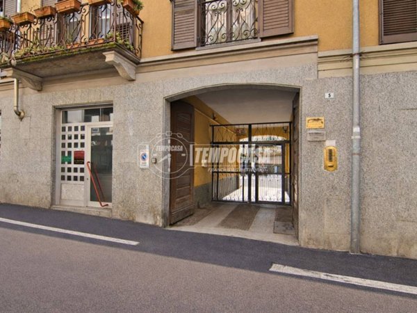 negozio in vendita a Novara in zona zona Sacro Cuore