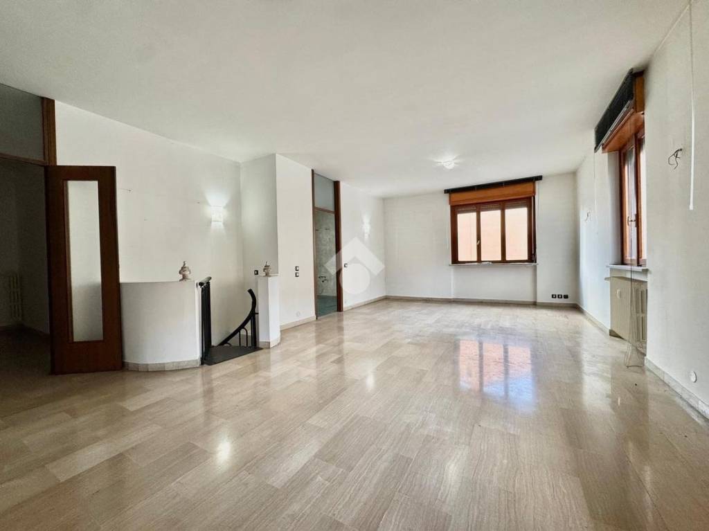 appartamento in vendita a Novara in zona zona San Martino