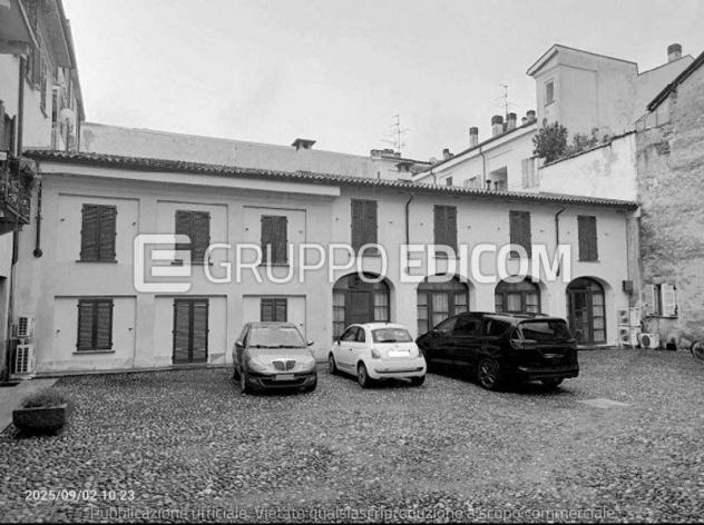 appartamento in vendita a Novara in zona Centro Città