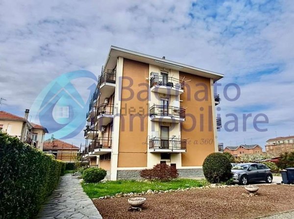 appartamento in vendita a Novara in zona Centro Città