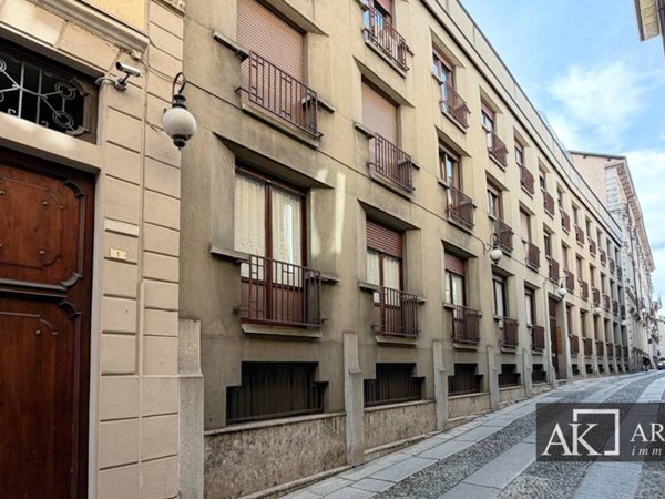 appartamento in vendita a Novara in zona Centro Città