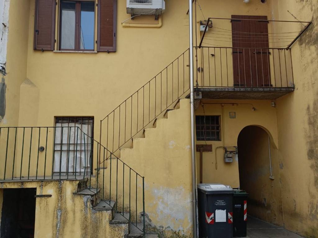casa indipendente in vendita a Novara in zona zona Sant'Andrea - San Rocco