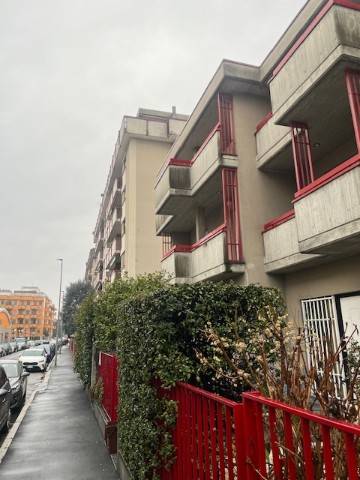 casa indipendente a Novara in zona zona Cittadella - Villaggio Dalmazia