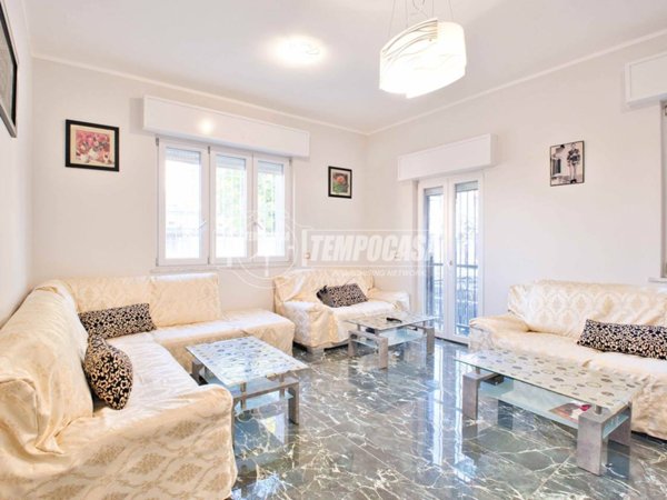 casa indipendente in vendita a Novara in zona zona Sant'Agabio