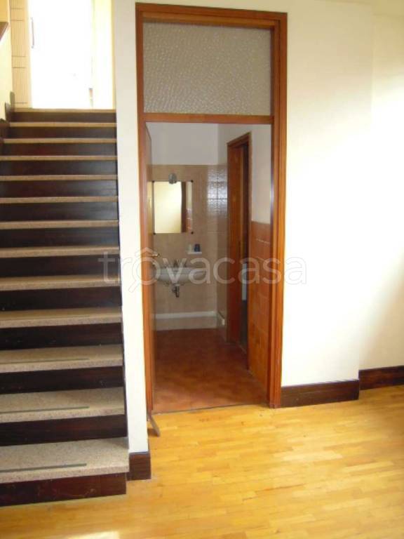 ufficio in vendita a Novara in zona zona San Martino