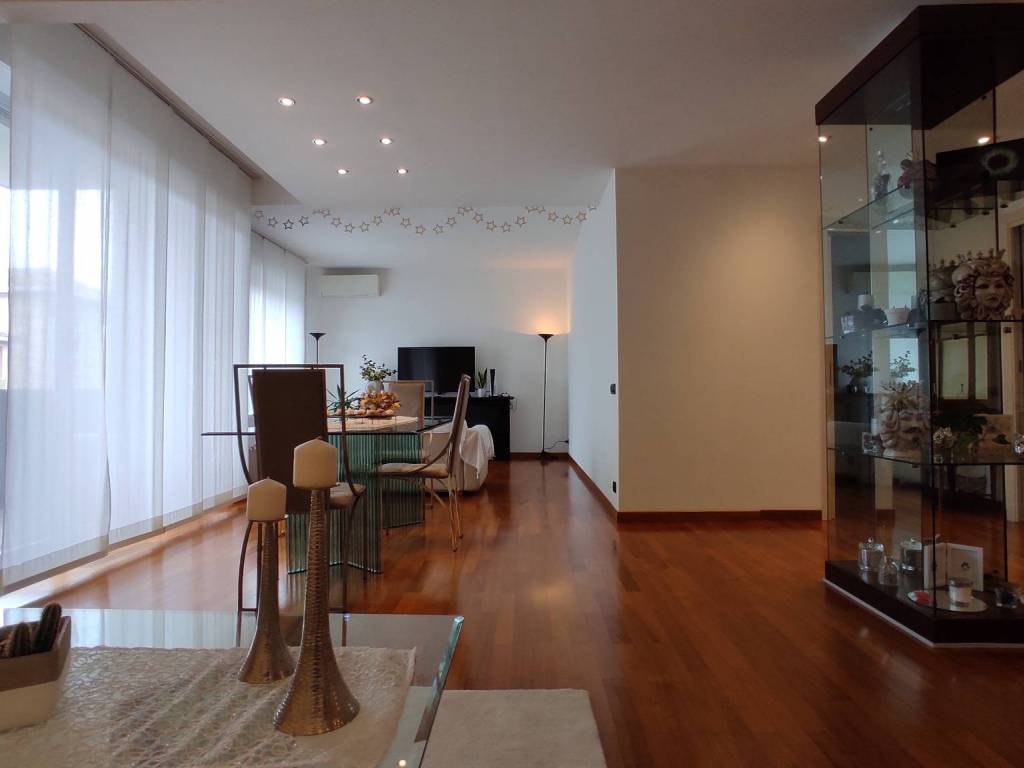 appartamento in vendita a Novara in zona zona Agogna - San Paolo