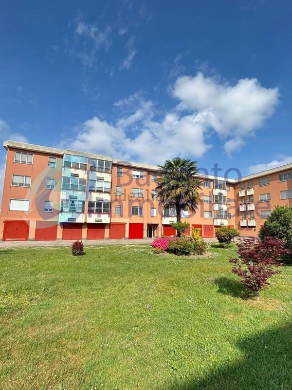 appartamento in vendita a Novara in zona zona Sant'Agabio