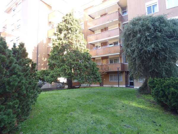 appartamento in vendita a Novara in zona Centro Città