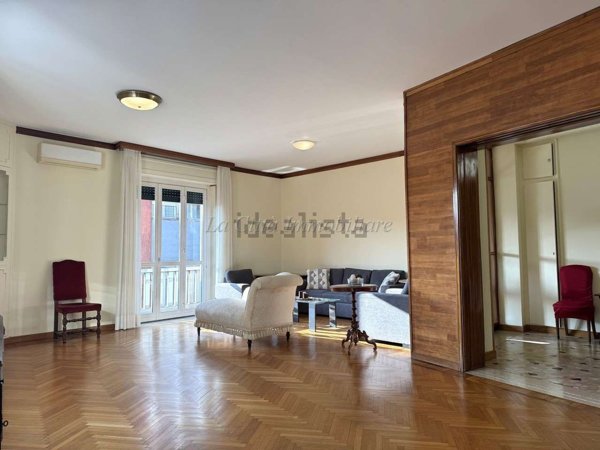 appartamento in vendita a Novara in zona Centro Città