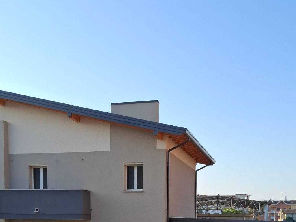 casa indipendente in vendita a Novara in zona zona Sant'Andrea - San Rocco