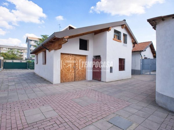 casa indipendente in vendita a Novara in zona zona Sant'Agabio