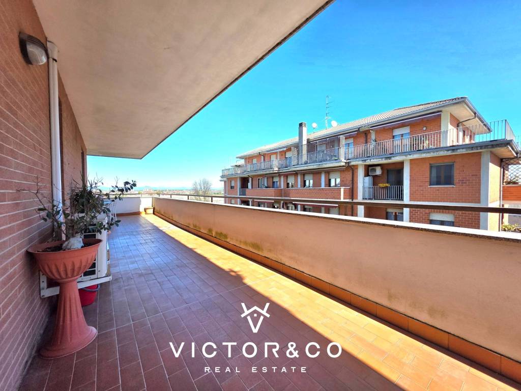 appartamento in vendita a Novara in zona zona Cittadella - Villaggio Dalmazia