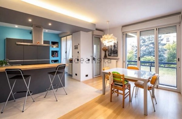 casa indipendente a Novara in zona zona Cittadella - Villaggio Dalmazia