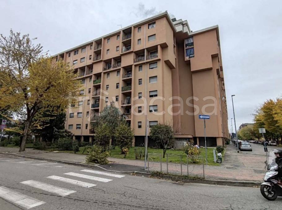 appartamento in vendita a Novara in zona zona Cittadella - Villaggio Dalmazia