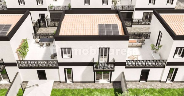 casa indipendente in vendita a Novara in zona Pernate
