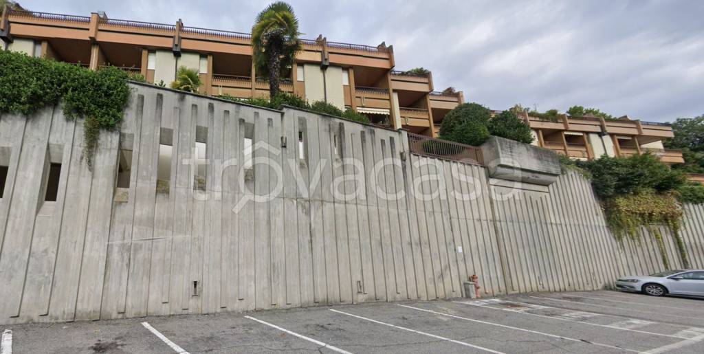 appartamento in vendita a Novara in zona Centro Città