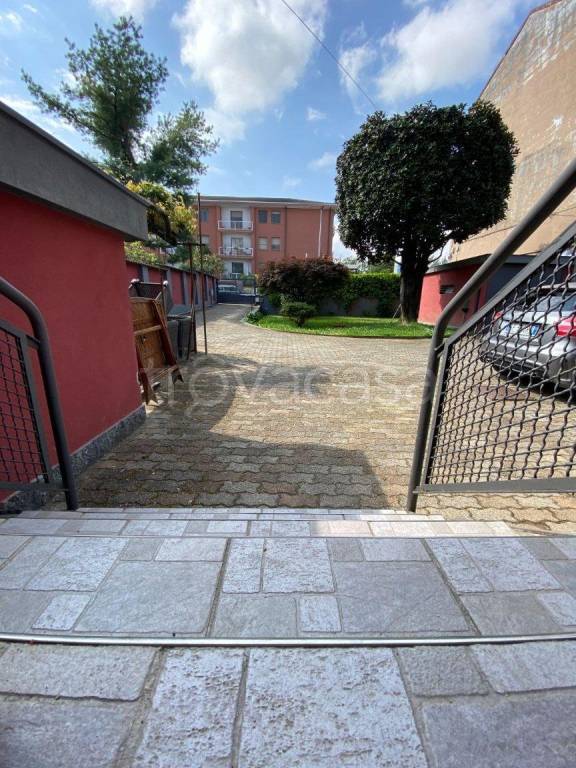 casa indipendente in vendita a Novara in zona zona Sant'Agabio
