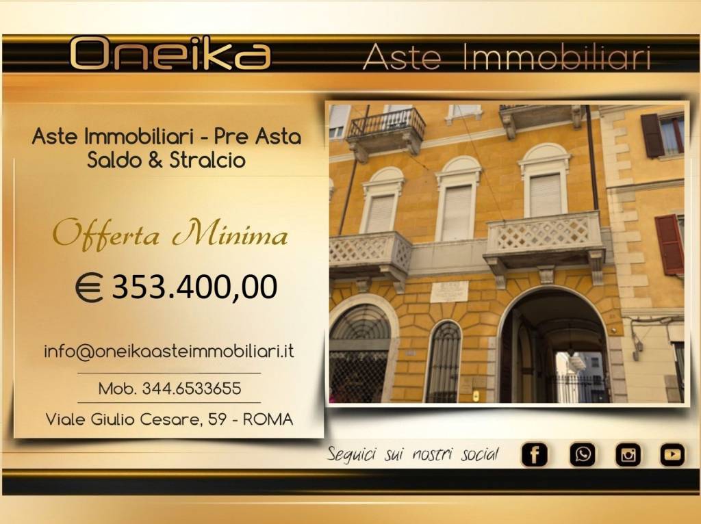 casa indipendente in vendita a Novara in zona Centro Città