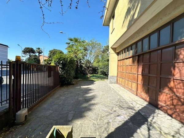 casa indipendente in vendita a Novara in zona zona Sacro Cuore