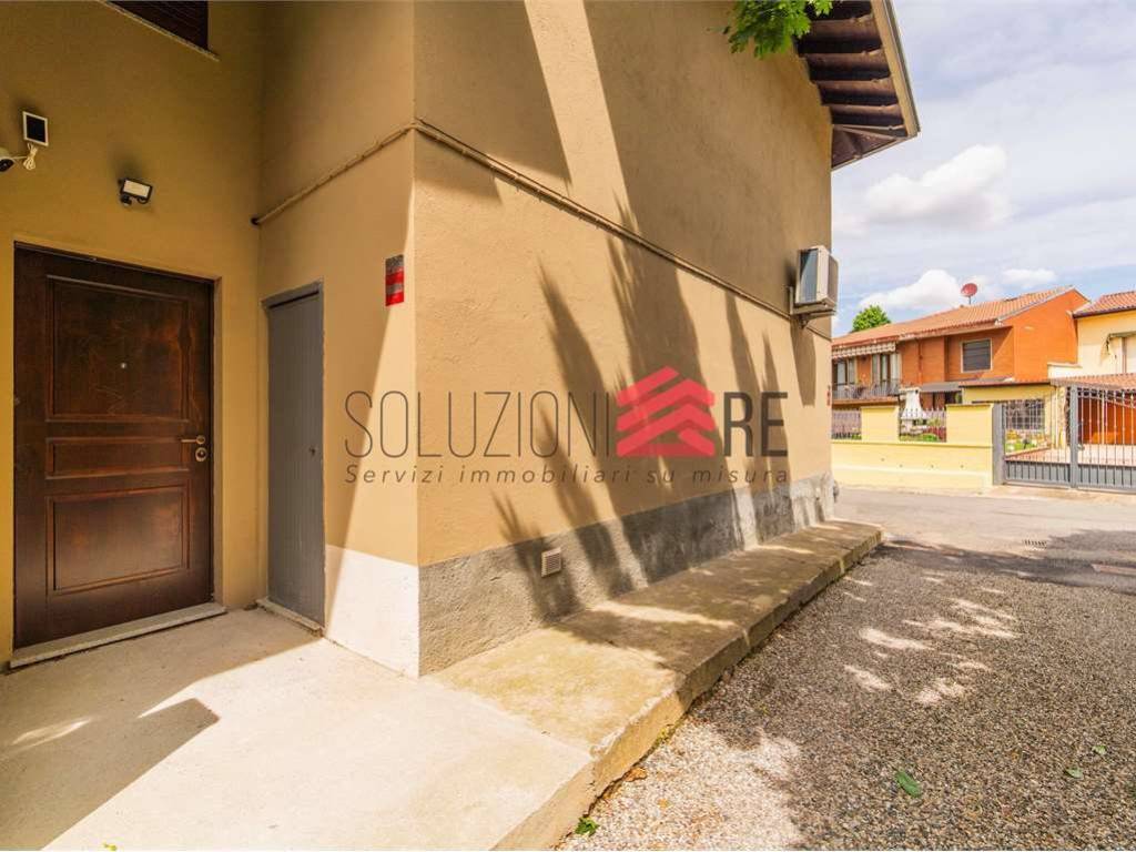 casa indipendente a Novara in zona zona Cittadella - Villaggio Dalmazia